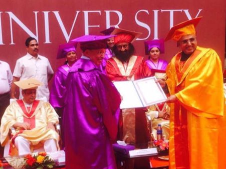 ഡോ ആര്‍ സീതാരാമന് ഗ്രീന്‍ ബാങ്കിങ്ങ് സസ്‌റ്റെയിനബിലിറ്റി ഡോക്ടറേറ്റ്