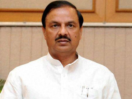 ഖുറാനും ബൈബിളും ഇന്ത്യയുടെ ആത്മാവിന്റെ ഭാഗമല്ലെന്ന് ബിജെപി നേതാവ്