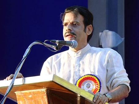 വഴിയേ പോകുന്നവനെല്ലാം ചൊറിയാമോ?; ഓണ്‍ലൈന്‍ നിരൂപണത്തിനെതിരെ ബാലചന്ദ്രമേനോന്‍