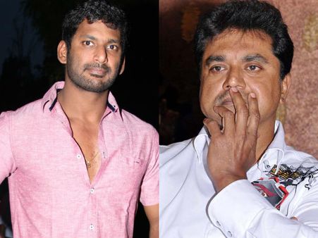 തമിഴിലെ താരപ്പോര്, വിശാലിനെതിരെ ശരത് കുമാര്‍ മാനനഷ്ട കേസ് നല്‍കി