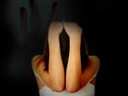 ഇന്‍റേണല്‍ മാര്‍ക്ക് വേണോ 'മാനം' വേണോ? കേരളത്തിലെ കൊളെജ് വിദ്യാര്‍ഥിനികള്‍ അനുഭവിക്കുന്നത്