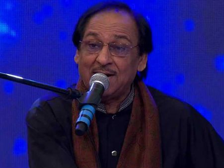 ഗുലാം അലിയെ ക്ഷണിച്ച് ദില്ലി, ബീഫ് ഫെസ്റ്റ് നടത്തുന്നവര്‍ ഗുലാം അലിയെ കേരളത്തിലേയ്ക്ക് ക്ഷണിയ്ക്കുമോ