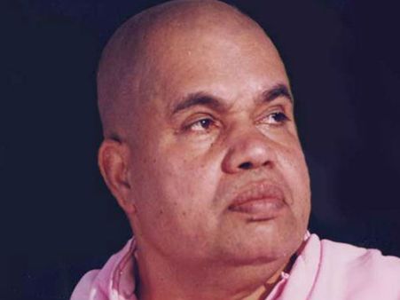 ശാശ്വതീകാനന്ദയെ സ്ത്രീയ്‌ക്കൊപ്പം നിര്‍ത്തി നഗ്നചിത്രമെടുക്കാന്‍ ശ്രമിച്ചുവെന്ന്...