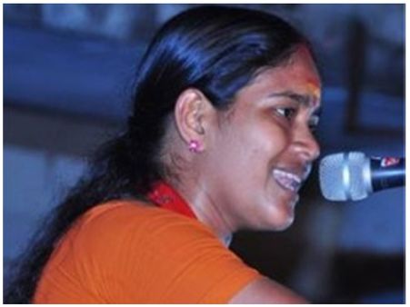 ബാര്‍ കോഴ കേസില്‍ നിന്നും മാണിയെ രക്ഷിക്കാനുള്ള നെട്ടോട്ടത്തിലാണ് ഉമ്മന്‍ചാണ്ടി: ശോഭാ സുരേന്ദ്രന്‍