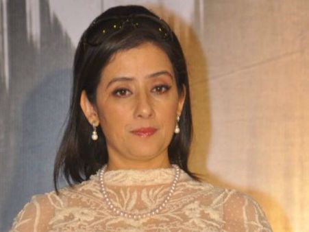 യോഗ പ്രചരണത്തിന് മനീഷ കൊയ്‌രാളയും