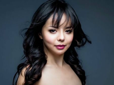 സൗന്ദര്യം കൂടിപ്പോയോ?ചൈനീസ് വംശജയായ കനേഡിയന്‍ സുന്ദരിയ്ക്ക് ചൈനയില്‍ വിലക്ക്