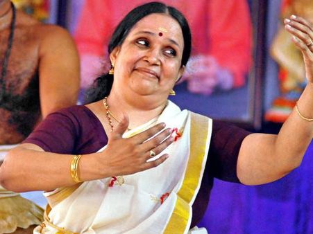 കൂടിയാട്ടം, നങ്ങ്യാര്‍ക്കൂത്ത് കലാകാരി 'മാര്‍ഗി സതി' അന്തരിച്ചു