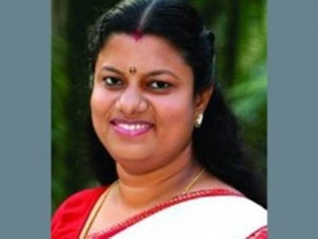 വിഎസ് ബുദ്ധിയില്ലാത്ത കഴുതയെന്ന് ബിന്ദു കൃഷ്ണ, പിണറായി കടിച്ചുകീറുന്ന സിംഹം!!!