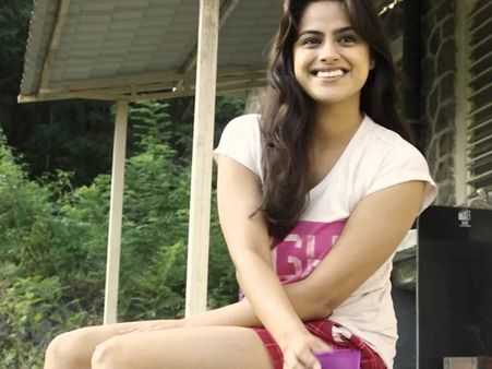 നഗ്നതയുണ്ടെന്ന പേരില്‍ ചിത്രത്തിന് അനുമതി നിഷേധിച്ചതിനെതിരെ നായിക