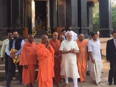 സമൂഹത്തിലെ തിന്മകളെ ഇല്ലാതാക്കാന്‍ ശ്രമിച്ചയാളാണ് ശ്രീനാരായണ ഗുരുവെന്ന് മോദി