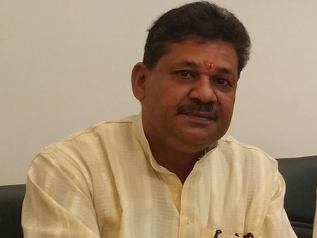 ഇതുകൊണ്ടൊന്നും കുലുങ്ങില്ല, ഞെട്ടിപ്പിക്കുന്ന വെളിപ്പെടുത്തല്‍ നടത്തുമെന്ന് കീര്‍ത്തി ആസാദ്!