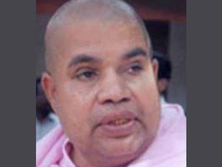 ശാശ്വതികാനന്ദയെ 'കൊന്ന് പുഴയില്‍ തള്ളി', നെറ്റിയില്‍ ഇടിക്കട്ട കൊണ്ട് ഇടിച്ചു; പ്രകാശാനന്ദ