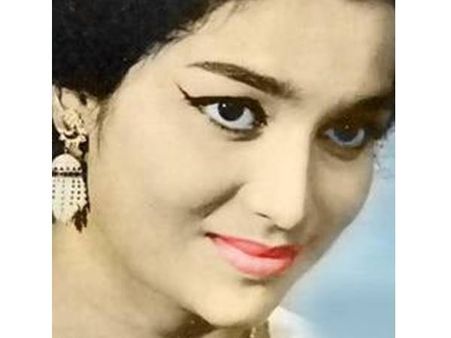 പത്മഭൂഷണ്‍ ലഭിക്കാന്‍ സിനിമാ താരം സമീപിച്ചു: വെളിപ്പെടുത്തലുമായി ഗഡ്കരി