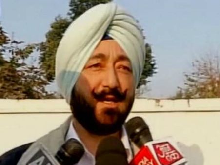 ഗുര്‍ദാസ്പൂര്‍ എസ്പി ലൈംഗികാരോപണത്തിന്റെ കുരുക്കില്‍: പരാതിക്കാര്‍ ഒന്നല്ല, പിന്നെയും ഉണ്ട് കഥ