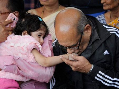 നിരഞ്ജന് വേണ്ടി... മലയാളികള്‍ ഹാക്ക് ചെയ്തത് 7 പാക് വെബ്‌സൈറ്റുകള്‍!