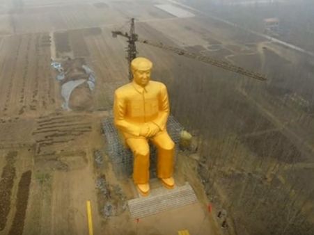 കോടികള്‍ മുടക്കി നിര്‍മ്മിച്ച മാവോ പ്രതിമ തകര്‍ത്തു!