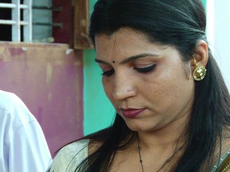 സരിതയുടെ വ്യാജ ആരോപണങ്ങളിലൂടെ കേരള രാഷ്ട്രീയം ജീര്‍ണ്ണതയിലേക്ക് നീങ്ങുന്നുവെന്ന് എഴുത്തുകാര്‍