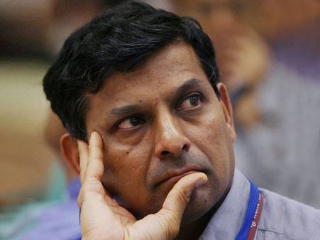 'മോദി'യുടെ 'ബജറ്റി'നെ പേടിച്ച് രഘുറാം രാജന്‍ നിരക്കുകള്‍ ഒന്നും മാറ്റിയില്ല