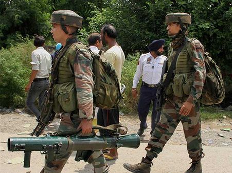 പഞ്ചാബില്‍ പാക് നിര്‍മിത ഭക്ഷണപദാര്‍ത്ഥങ്ങള്‍! ഏതുനിമിഷവും ആക്രമണം പ്രതീക്ഷിക്കാം