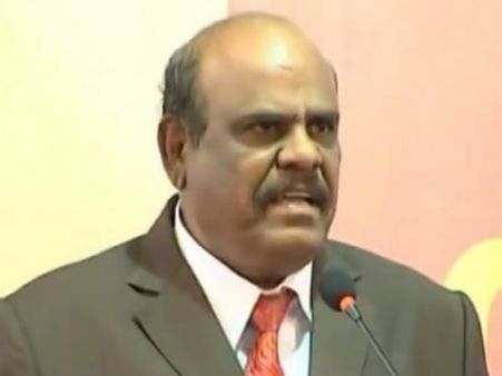 ഇന്ത്യയില്‍ ജനിച്ചതില്‍ അപമാനം തോന്നുന്നുവെന്ന് ജസ്റ്റിസ് കര്‍ണന്‍