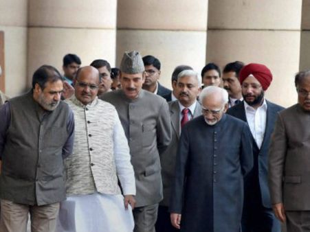 പാര്‍ലമെന്റ് ബജറ്റ് സമ്മേളനം ചൊവ്വാഴ്ച; സഭ പ്രക്ഷുബ്ധമാകാന്‍ സാധ്യത