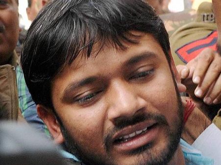 കനയ്യ കുമാറിനെക്കൊണ്ട് പാന്റ്‌സില്‍ മൂത്രം ഒഴിപ്പിച്ചു, തല്ലിച്ചതച്ചു... ബിജെപി അഭിഭാഷകര്‍ ചെയ്തത് !