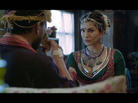 മരണക്കിടക്കയില്‍ സണ്ണി ലിയോണ്‍ എത്തിയപ്പോള്‍ സംഭവിച്ചതെന്ത്!!! വീഡിയോ...