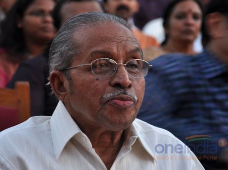 ഒഎന്‍വി; പൊന്നരിവാളമ്പിളിയില്‍ കണ്ണെറിഞ്ഞ ഇടത് സഹയാത്രികന്‍....