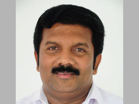 കാത്തുസൂക്ഷിച്ചൊരു പേരാമ്പ്ര മണ്ഡലം കാക്ക കൊത്തി പോകുമോ...?