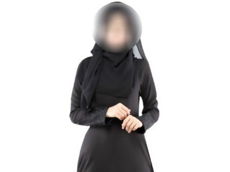 സൗദി: ശരീരവടിവുകള്‍ ദൃശ്യമാക്കുന്ന പര്‍ദകള്‍ധരിച്ചാല്‍ പൊലീസ് പിടിയ്ക്കും , തല്ലും കിട്ടും?