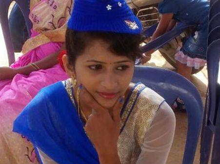 സീരിയല്‍ നടി ശ്രുതി ആത്മഹത്യ ചെയ്തു, കൂട്ടുകാരന്‍ അറസ്റ്റില്‍