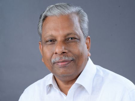 കുന്നംകുളത്ത് ത്രികോണ പോരാട്ടം ... അഭിമാന പോരാട്ടം; സിപിഎമ്മോ സിഎംപിയോ?