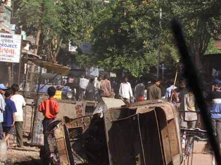 അലിഗഡ് സര്‍വകലാശാലയില്‍ സംഘര്‍ഷം: വെടിയേറ്റ് വിദ്യാര്‍ത്ഥി മരിച്ചു