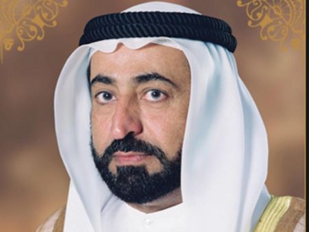 വിദ്യാര്‍ത്ഥികള്‍ക്ക് ഷാര്‍ജ ഭരണാധികാരി 25 ലക്ഷം ദിര്‍ഹത്തിന്റെ പുസ്‌തകങ്ങള്‍ വാങ്ങിച്ചു നല്‍കും