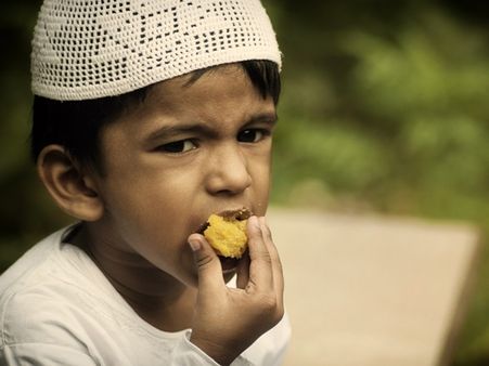 കടുത്ത ചൂടില്‍ റംസാന്‍ വ്രതാനുഷ്ഠാനം 15 മണിക്കൂര്‍ വരെ നീളും!!