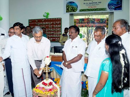 സ്‌പൈസസ് ബോര്‍ഡിന്റെ രണ്ടാമത് ഇ-ലേല കേന്ദ്രം തമിഴ്‌നാട്ടിലെ ബോഡിനായ്ക്കന്നൂരില്‍ തുറന്നു