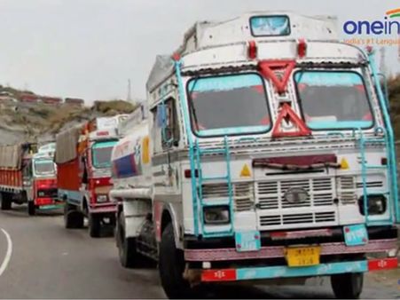 തമിഴ്‌നാട്ടില്‍ നിന്നും പിടിച്ചെടുത്തത് 570 കോടി, പ്രചാരണം പൊടിപ്പൊടിക്കുന്നു