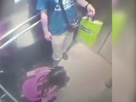 ഷോപ്പിങ് മാളിലെ ലിഫ്റ്റില്‍ കയറി മൂത്രം ഒഴിക്കുന്ന പെണ്‍കുട്ടി... വീഡിയോ...