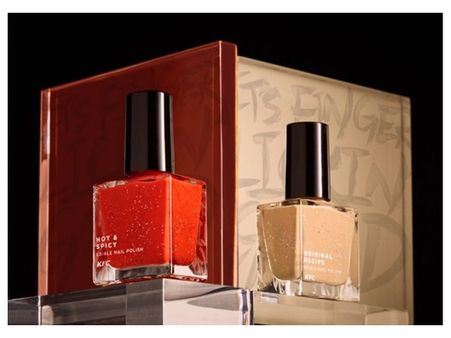 കെഎഫ്‌സിയുടെ ചിക്കന്‍ ഫ്‌ളേവര്‍ നെയില്‍ പോളിഷുകള്‍ എത്തുന്നു, ഇനി നെയില്‍ പോളിഷുകള്‍ കഴിയ്ക്കാം