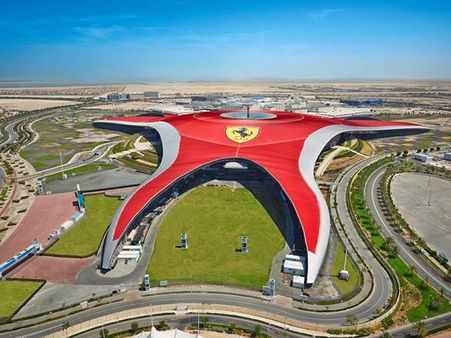 അബുദാബി: റമദാനില്‍ സൗജന്യമായി കാറോട്ടമത്സരം കാണാം