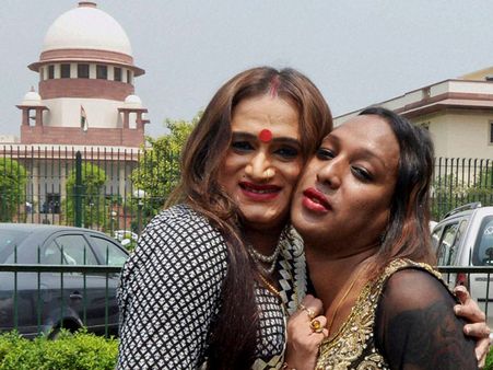 പാക്കിസ്ഥാനില്‍ ഭിന്നലിംഗക്കാര്‍ തമ്മിലുളള വിവാഹം നിയമപരമാക്കണമെന്ന് ഫത്‌വ