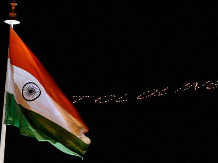 കാര്‍ഗില്‍ വിജയ് ദിവസ്... ഇന്ത്യ സ്മരിക്കുന്നു, പാകിസ്താന്‍ കൊന്ന ആ 527 ധീരയോദ്ധാക്കളെ!