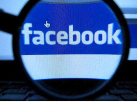 ബര്‍ഹാന്‍ വാനിയെക്കുറിച്ചുള്ള പോസ്റ്റ്: ഫേസ്ബുക്ക് അക്കൗണ്ട് പൂട്ടിച്ചെന്ന് കശ്മീര്‍ യുവതി