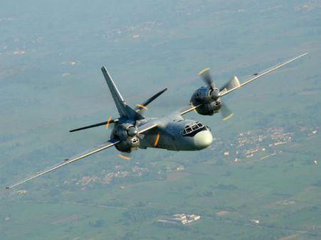 കാണാതാകുന്നതിന് തൊട്ടുമുന്‍പ് വ്യോമസേനാ വിമാനം റൂട്ട് മാറ്റാന്‍ അനുമതി തേടിയതെന്തിന്...?