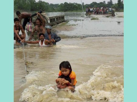 മഴക്കെടുതിയില്‍ ബിഹാറിലും അസമിലുമായി 47 മരണം; കനത്ത മഴയ്ക്ക് സാധ്യത...