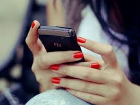 യുഎഇ: റോമിംഗില്‍ നാട്ടിലേക്ക് വിളിക്കാന്‍ ഇനി ലോക്കല്‍ ചാര്‍ജ്ജ്