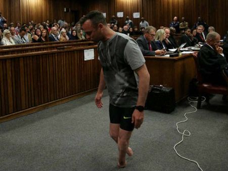 കാമുകിയെ വെടിവച്ച് കൊന്ന പിസ്റ്റോറിയസിന് ആറ് വര്‍ഷം തടവ് ശിക്ഷ, ഒരു കൊല്ലം കൂടുതല്‍?