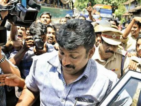 കടകംപള്ളി ഭൂമി തട്ടിപ്പ്; സിബിഐ കുറ്റപത്രത്തില്‍ സലിംരാജിന്റെ പേരില്ല