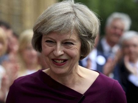 ബ്രിട്ടന്റെ പുതിയ പ്രധാനമന്ത്രി തെരേസ മേ, ജീവിതത്തെ പ്രണയിച്ച് സ്വന്തമാക്കിയ വനിത ! കാണൂ
