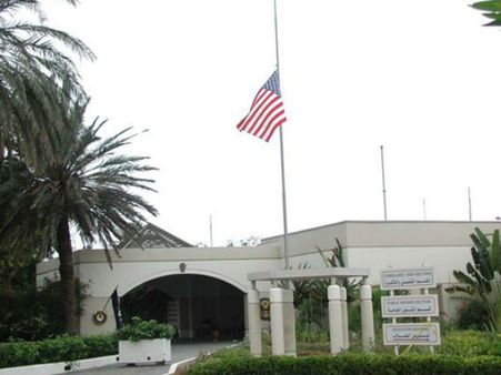 ജിദ്ദയിലെ അമേരിക്കന്‍ കോണ്‍സുലേറ്റിന് മുന്നില്‍ ചാവേറാക്രമണം